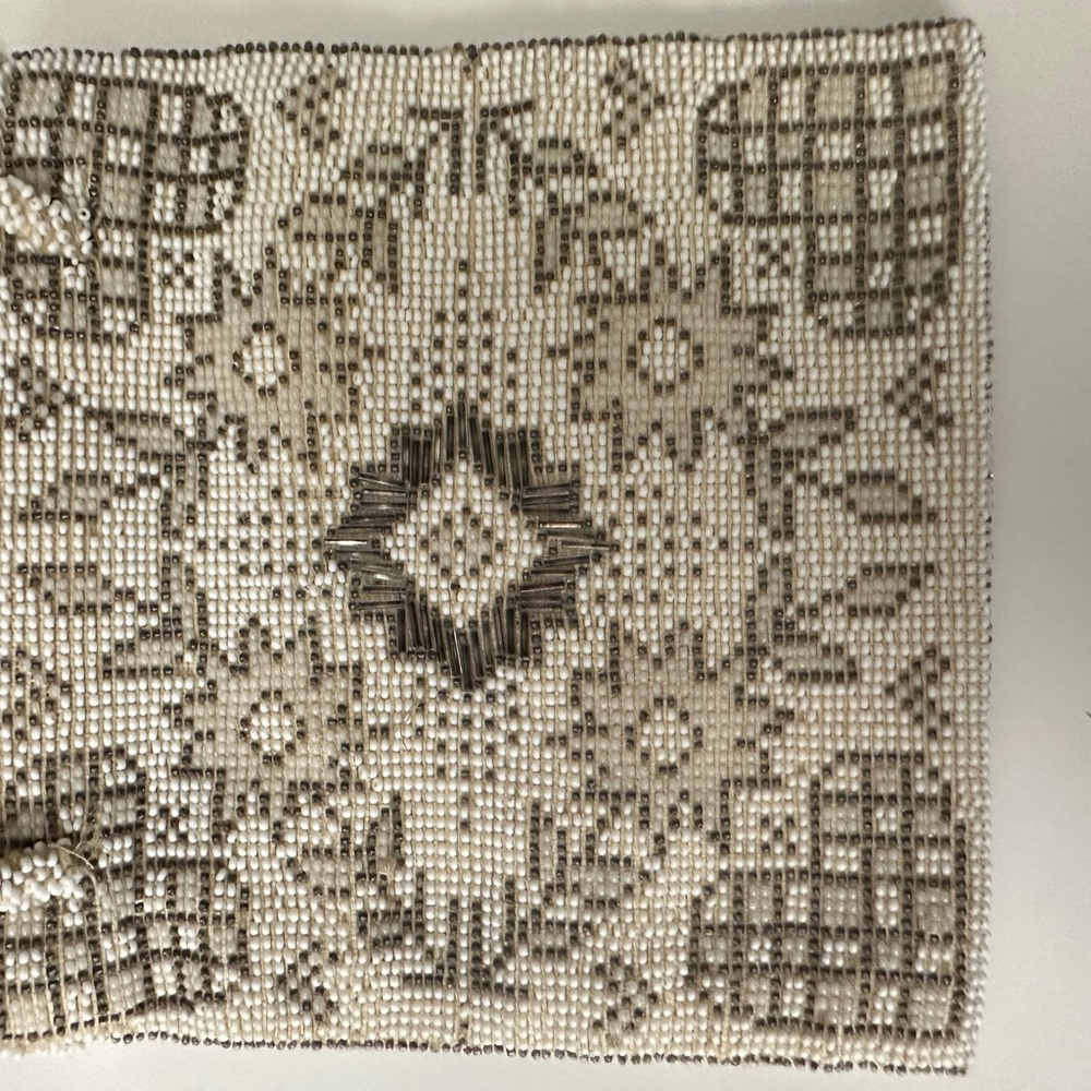 Vintage Glass Beaded Floral & Heart Pattern Clutch Handbag 1940’s-1950’s